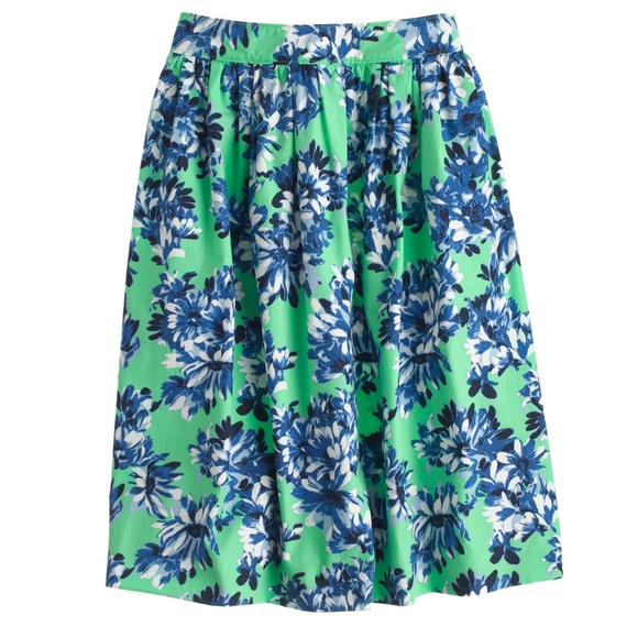 J. Crew Dresses & Skirts - J. Crew Photo Floral Green Patio Skirt Sz 8